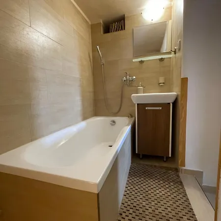 Zaži Toskánsko V Nitre - Celý Dom Pri Ferrate * Nitra